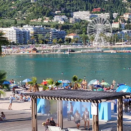 Victoria - Carre D'or - Terrasse - 50 M * Menton